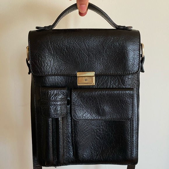 Vintage Handbags - Genuine LEATHER conductor bag black